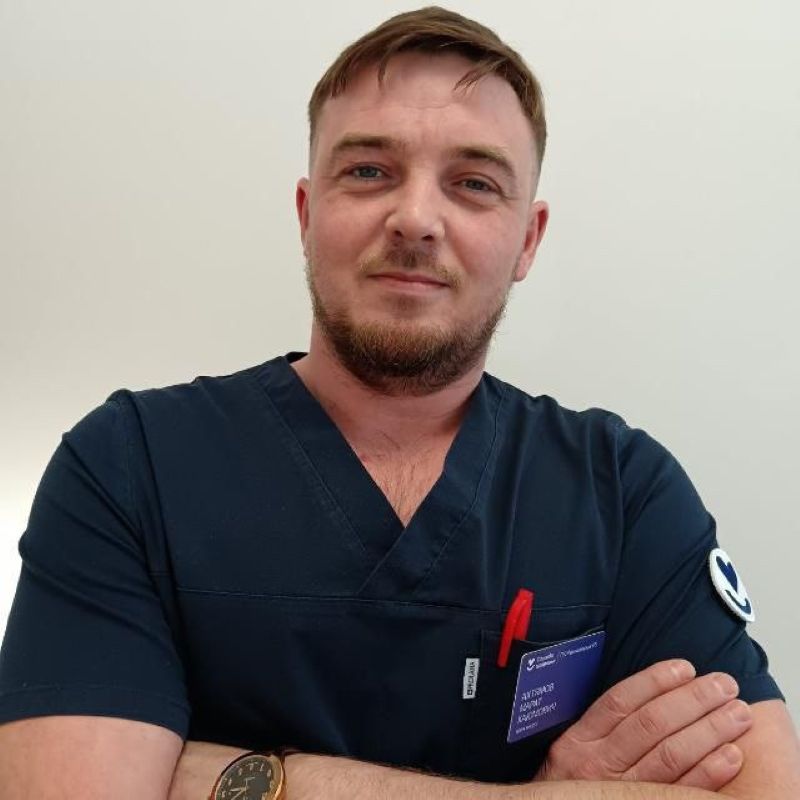 Коллектив Сызранской ЦГРБ пополнил опытный врач-хирург