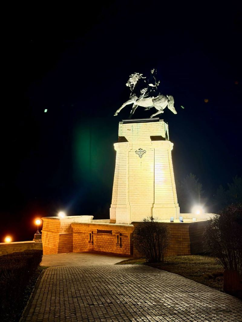 В Тольятти засветился один из самых красивых памятников России