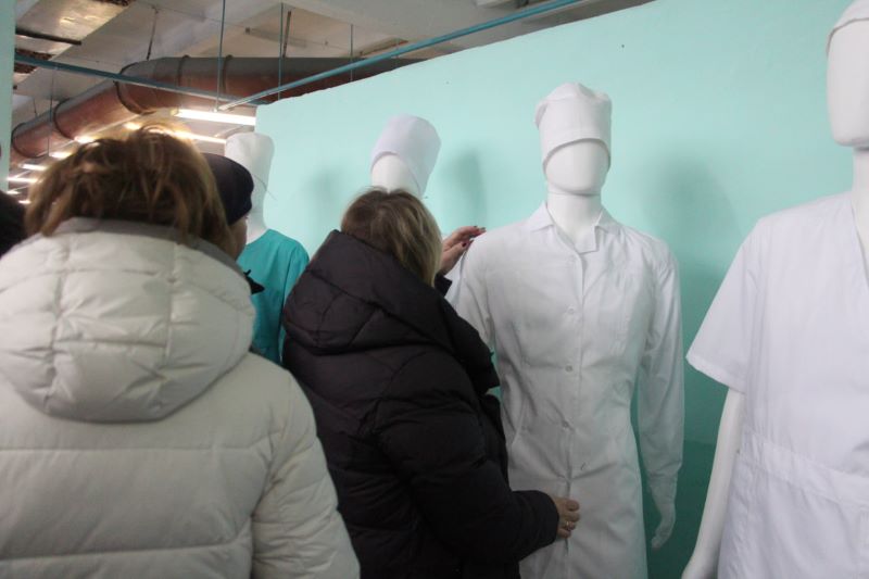 В тюрьмах Самарской области развернуто производство постельных принадлежностей и белых халатов: продукция заинтересовала Минздрав