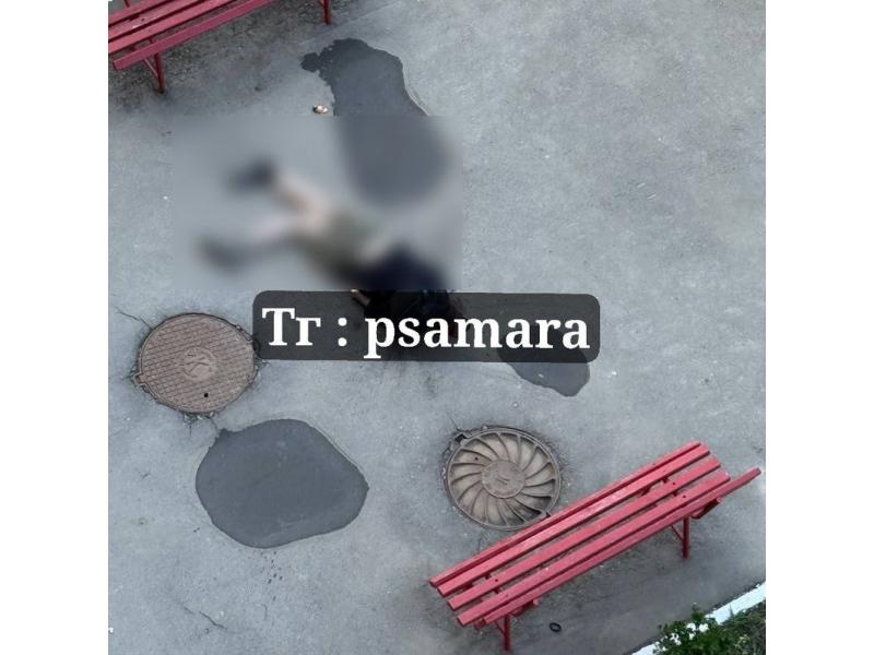 Молодой парень выпал из окна: фото 18+
