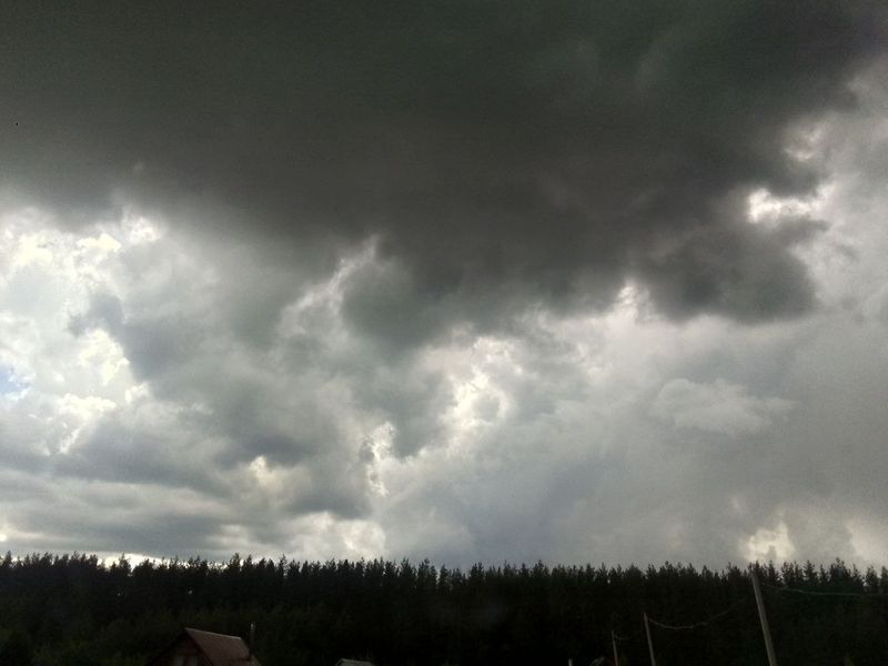 Мало нам града и грозы: метеорологи ужесточили прогноз погоды в Самарской области