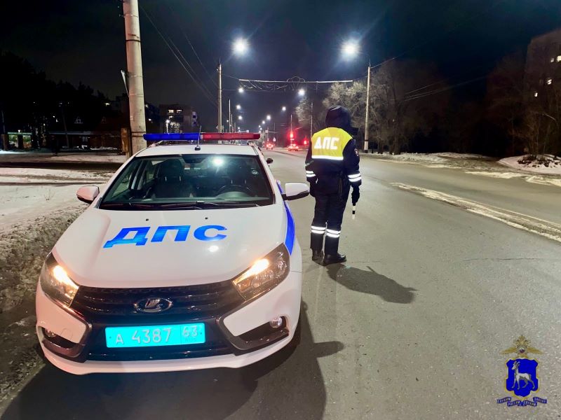 «Ветер в лицо, а я шпарю»: суд рассмотрел дело любителя покататься в Сызрани без шлема и под градусом