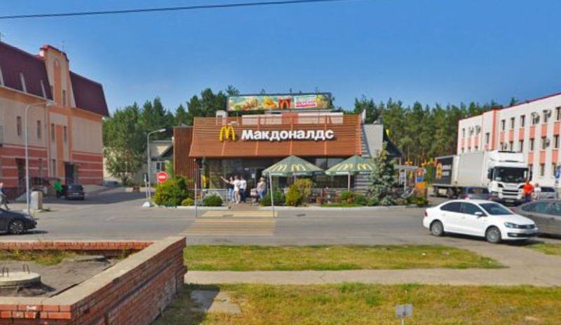 Сами не валенки, хоть и сибирские: владелец «Вкусно — и точка» прокомментировал возможность возвращения Макдоналдс