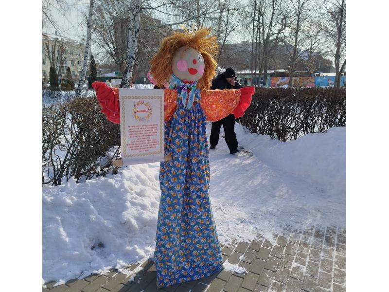 Девкам «подол солили», парней наказывали - как на Масленицу карали «неженатиков»