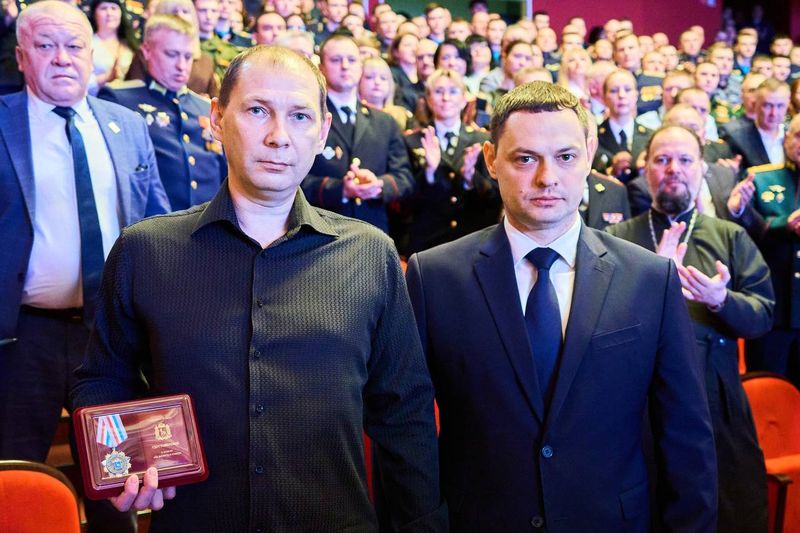 Медали нашли своих героев в Сызрани - их вручение стало самым ярким моментом городского праздника