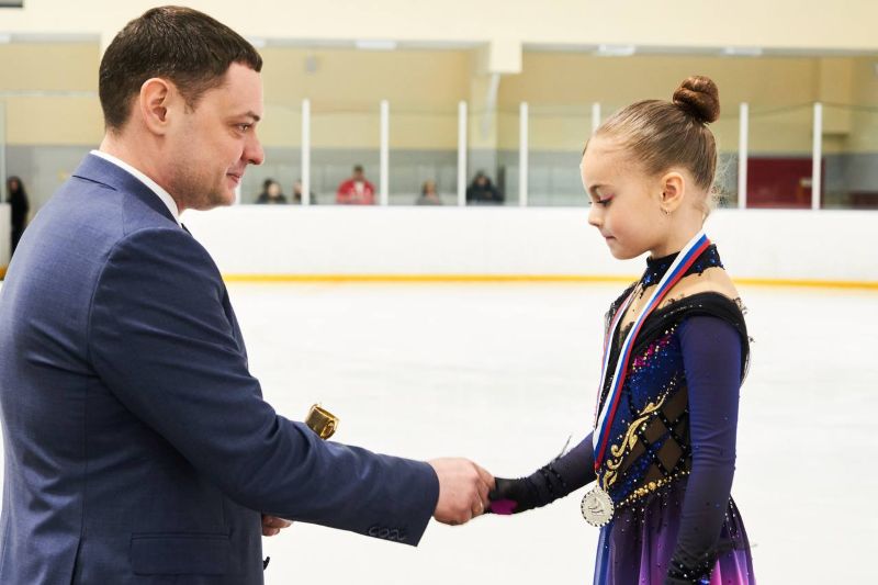 Город Сызрань гостеприимно встретил юных фигуристов из разных регионов России