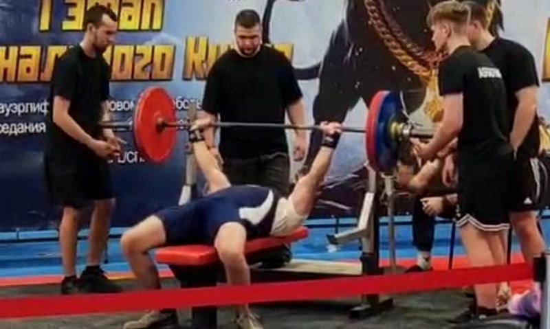 Тяжелоатлет из Сызрани Герман Плотников завоевал три «золота» Национального Кубка и почетный титул