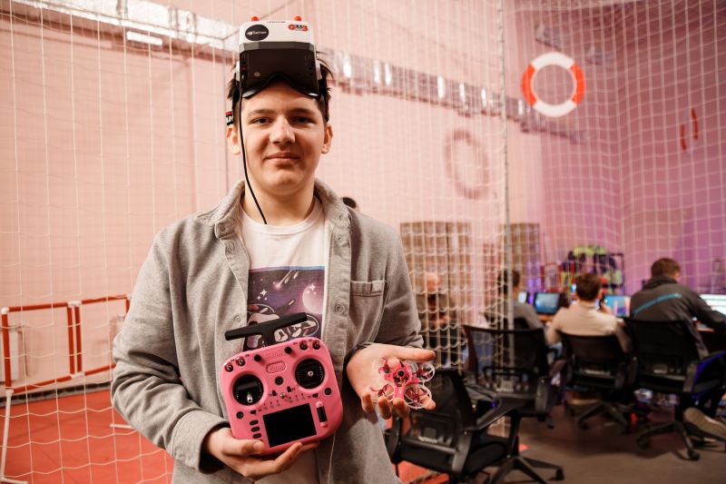 Студент Сызранского филиала СамГТУ вошел в число лучших пилотов дронов на региональном этапе «IQ ПФО»