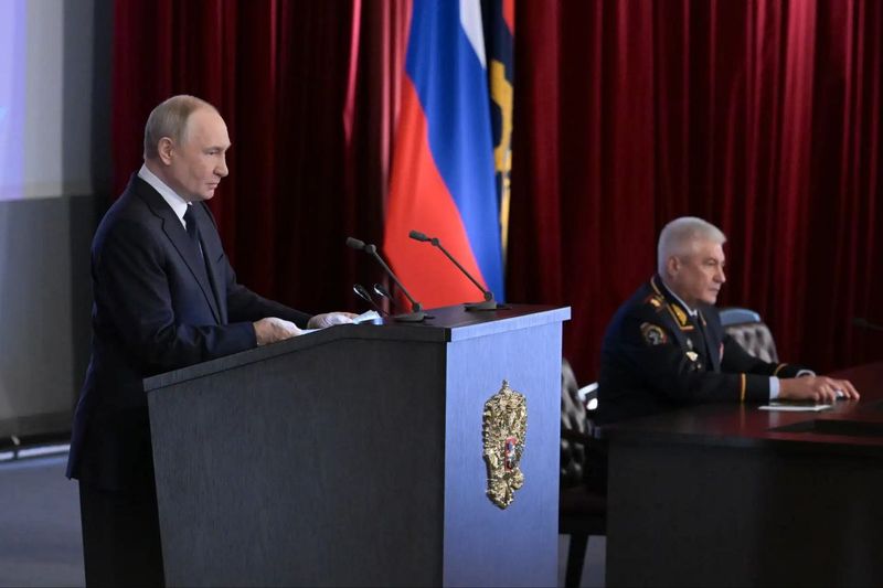 Сотрудникам МВД повысят материальное обеспечение