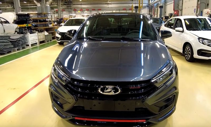 На конвейер вернулась LADA Vesta Sport: что известно об обновлении