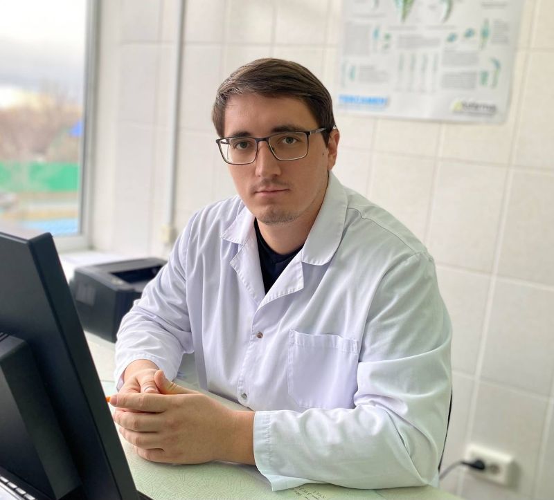 В поликлинике Сызрани приступил к работе новый врач‑хирург