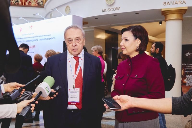 Признаки знакомые - слабость, усталость: в Самарской области более 300 врачей искали путь спасения для пациентов