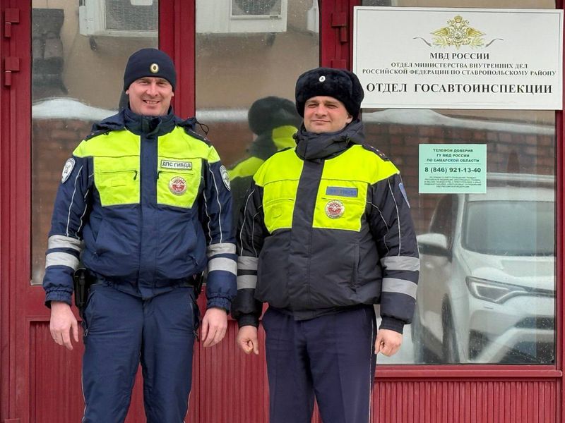 Полицейское авто домчалось до Курумоча с больным мужчиной - его жизнь зависела от действий сотрудников ГАИ