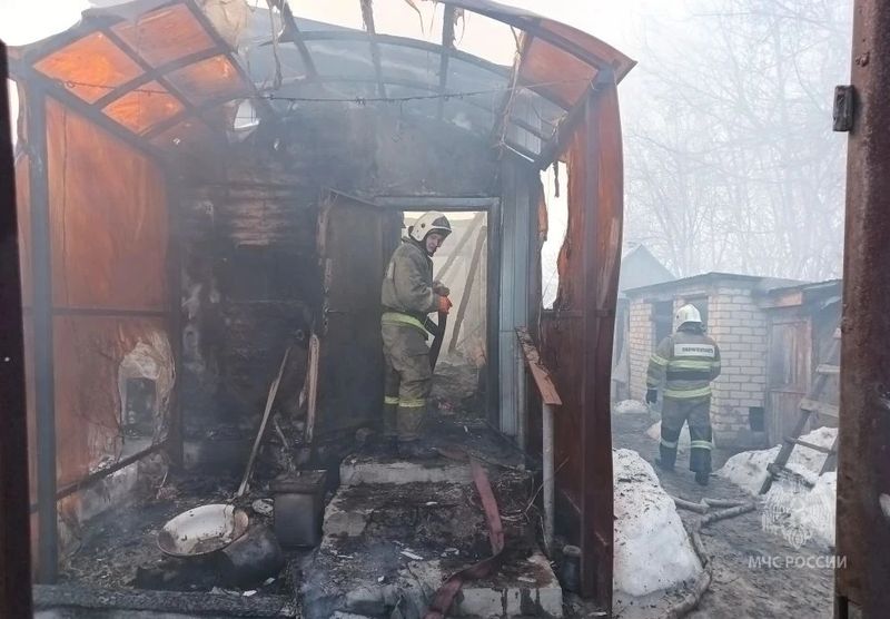В крупном ЧП в Самарской области погибли люди - один дом взорван, три - одновременно вспыхнули факелом