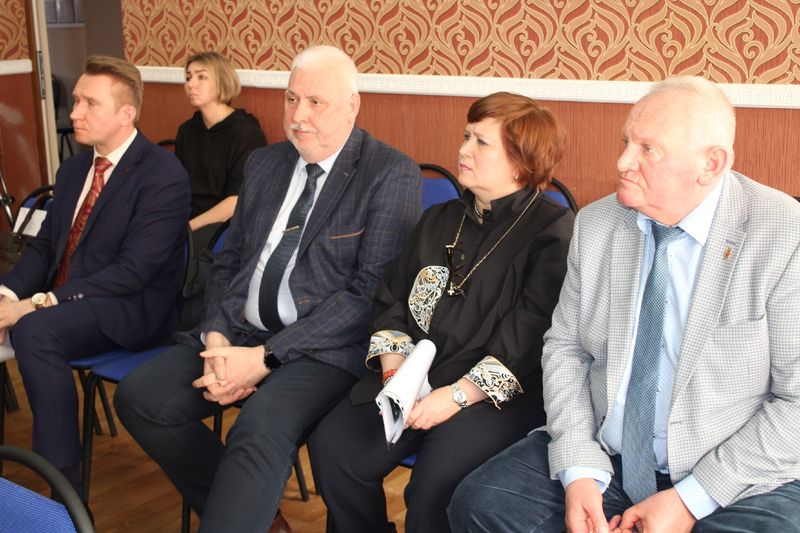 Руководство больниц Сызрани поделилось сведениями о работе скорой помощи и о социально опасных болезнях