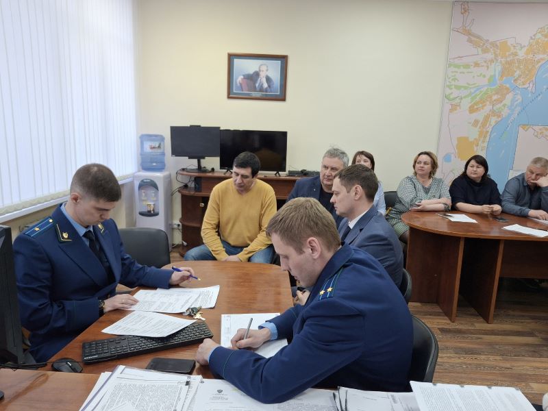 Бизнес Сызрани просит защиты: предприниматели обратились в прокуратуру с острыми вопросами