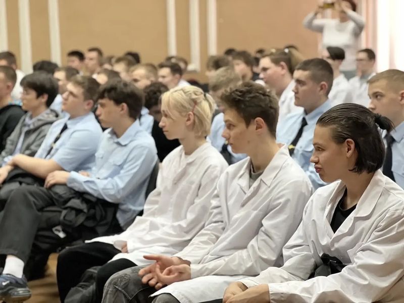 В Сызрани будущих медиков решили вразумить довольно жестким видео