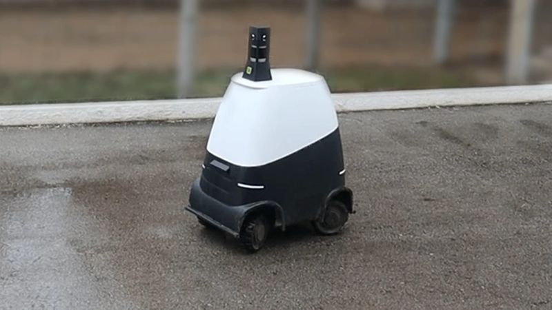 За заключёнными в Самарской области будет следить робот-патрульный