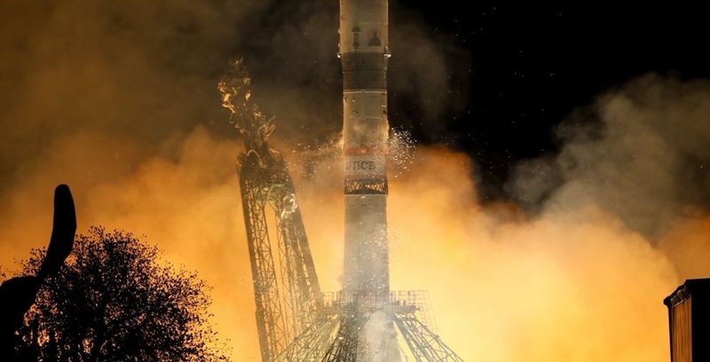 Сделанная в Самарской области ракета успешно отправилась в космос с 2,5 тоннами вкусняшек, полезностей и обновкой для космонавтов