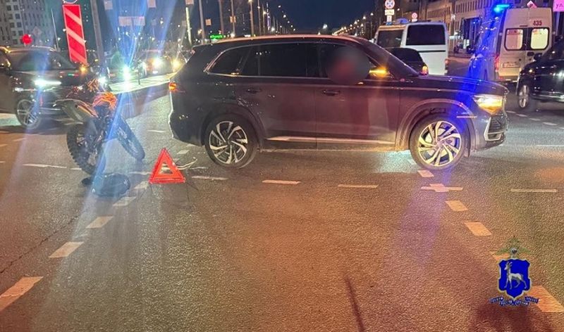 Два ребенка попали в больницу: один по вине взрослых, а второй - вообщем-то, тоже