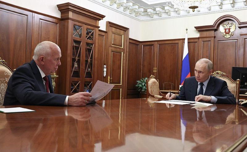 Импортозамещение в действии: глава «Ростеха» Чемезов представил Владимиру Путину новые отечественные разработки