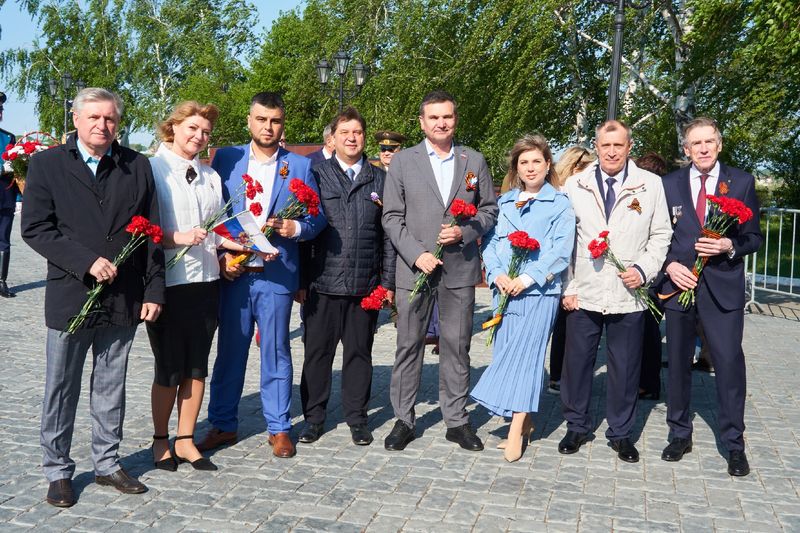 Главное оружие - не в шахтах, а в окопах: жители Сызрани стали частью оружия Победы