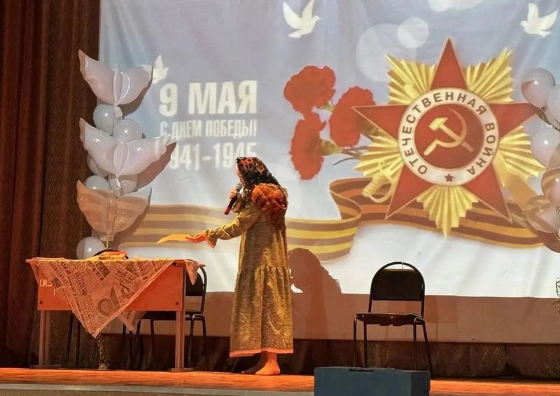 «До мурашек»: в Сызрани творческие коллективы «вышли в народ» с искренними историями о главном