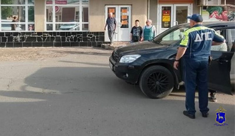 В Самарской области иномарка сбила первоклассницу