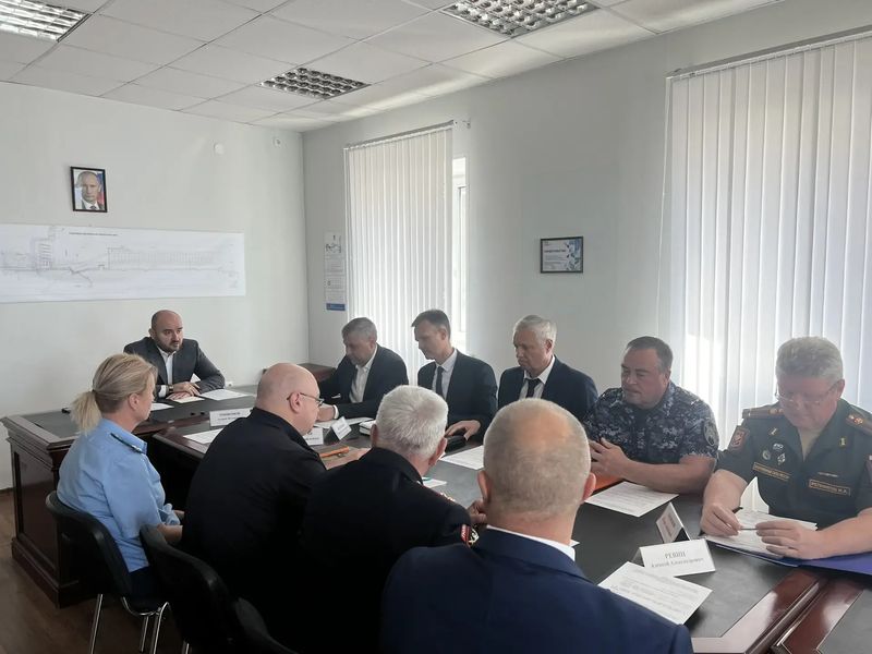 Губернатор Самарской области Вячеслав Федорищев работает сегодня в Октябрьске