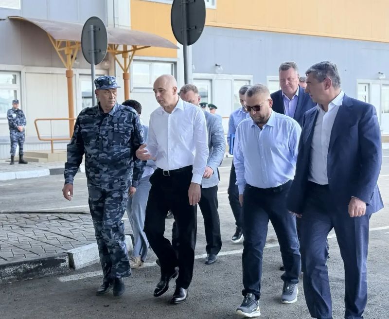 Глава Минфина Антон Силуанов посетил пункт пропуска Маштаково и проверил готовность таможенных органов