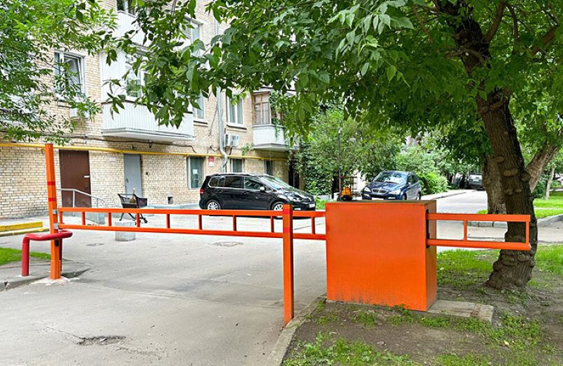 Битва за парковки: реально ли установить шлагбаум во дворе сызранских МКД