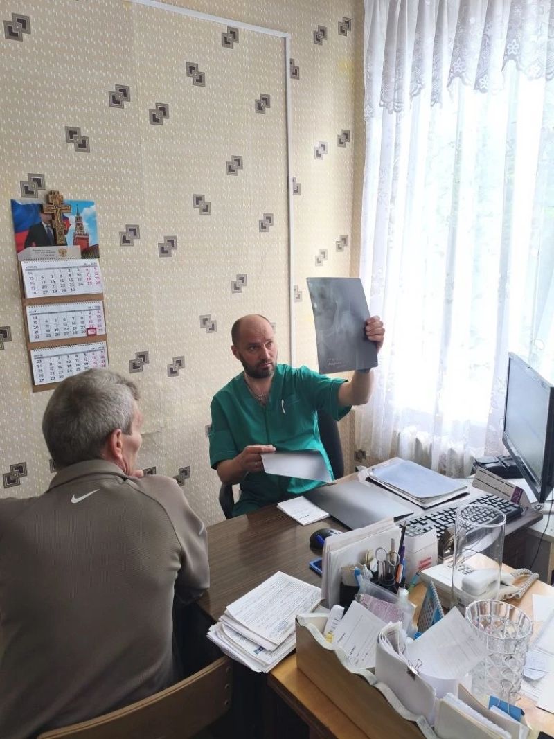 Врачи Самарской области продолжают оказывать помощь жителям города Снежное