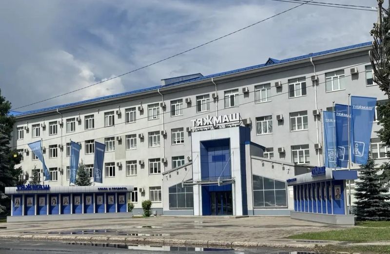 На заводе «ТЯЖМАШ» стартовала программа временного трудоустройства несовершеннолетних