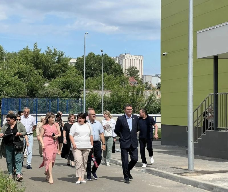 Сызрань на пороге важного события: депутаты проверили готовность новой школы