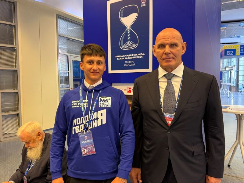 Студент-тяжелоатлет из Сызрани оказался на одной площадке с легендарным Александром Карелиным