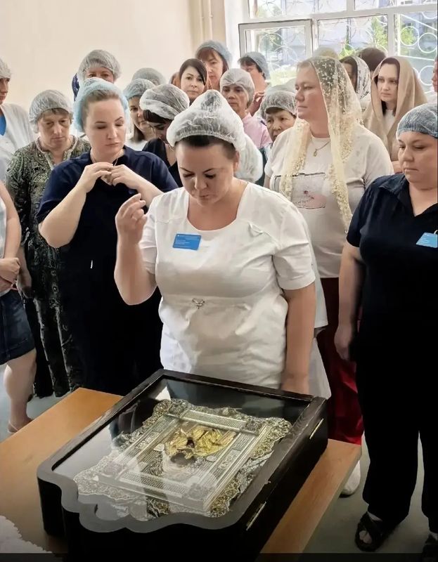 Сотрудники Сызранской больницы попросили у чудотворного образа о самом сокровенном