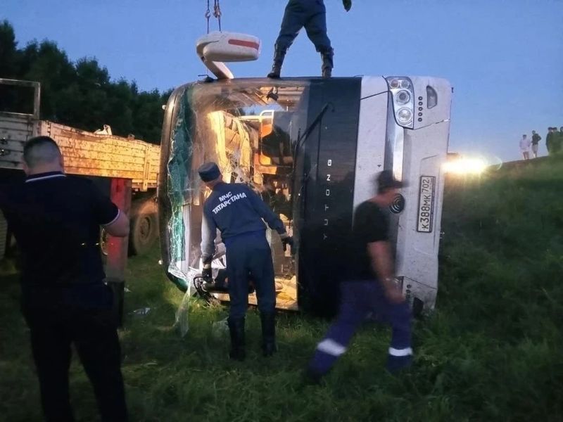 К водителю возникли серьезные вопросы: после крушения автобуса с пассажирами из Самарской области возбуждено уголовное дело