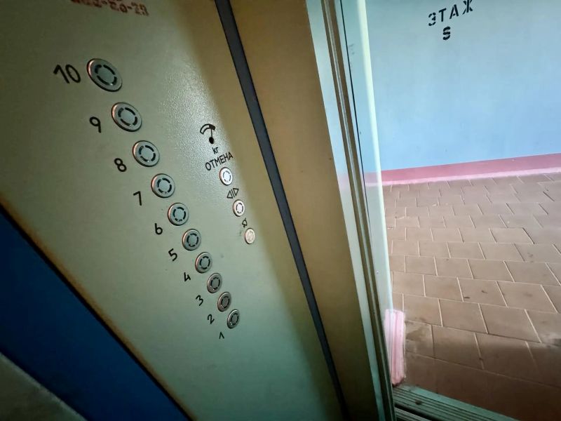 В многоэтажках Сызрани заменят почти сотню лифтов