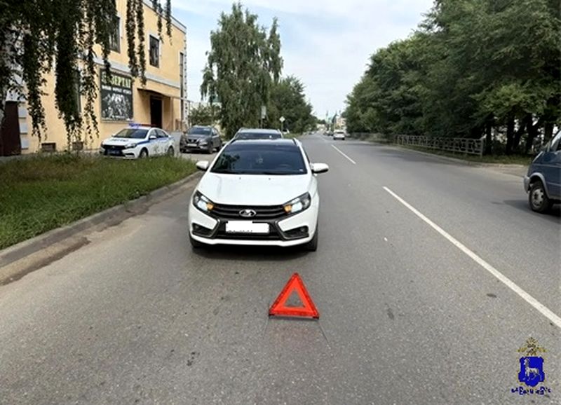 В Сызрани в ДТП у светофора пострадали дети