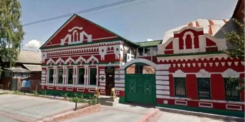 Государство взяло под свою охрану нарядное здание в центре Сызрани