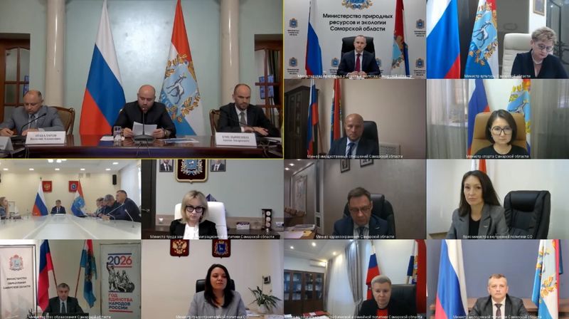 На совещании у Вячеслава Федорищева обсудили выборы, вопросы жителей Сызрани и прямой эфир для общения власти с жителями
