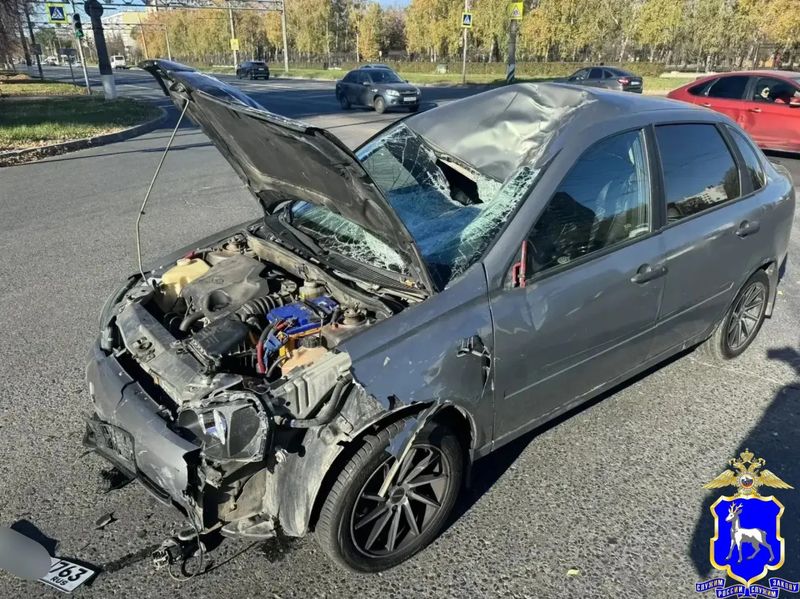 Попавший в ДТП мужчина погиб, но полицейские смогли выяснить, как его могла сбить легковушка